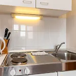 Gisela Apartment *
