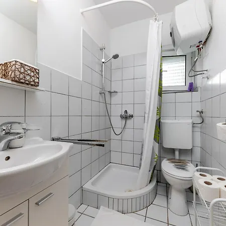 Gisela Appartement Makarska