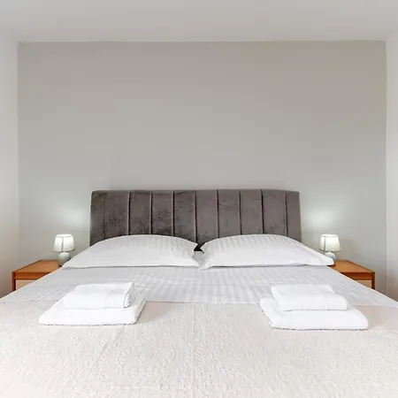 Gisela Appartement *